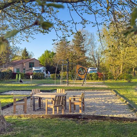 Onlycamp Camping le Champ d'été Reyssouze Extérieur photo