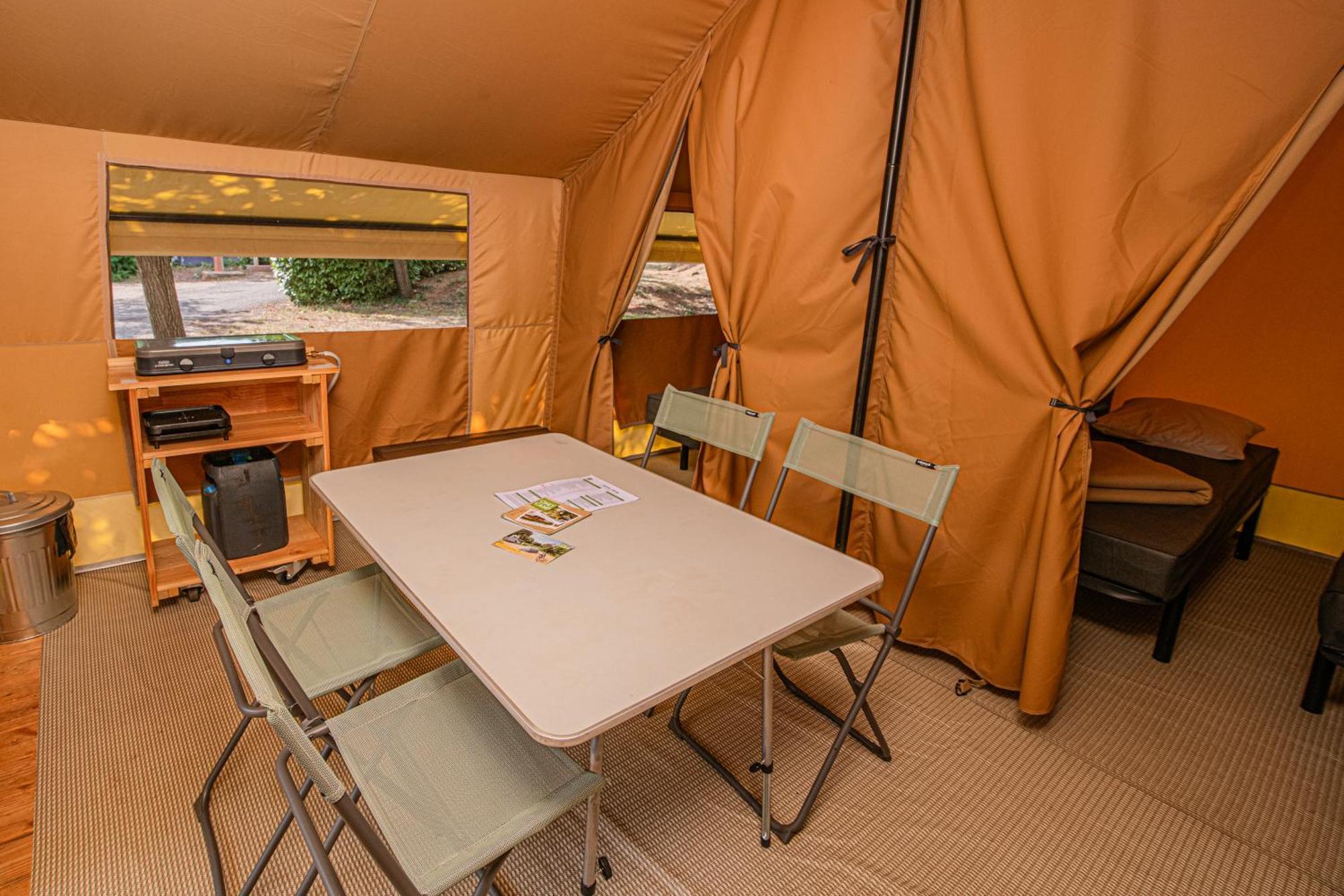 Onlycamp Camping le Champ d'été Reyssouze Extérieur photo